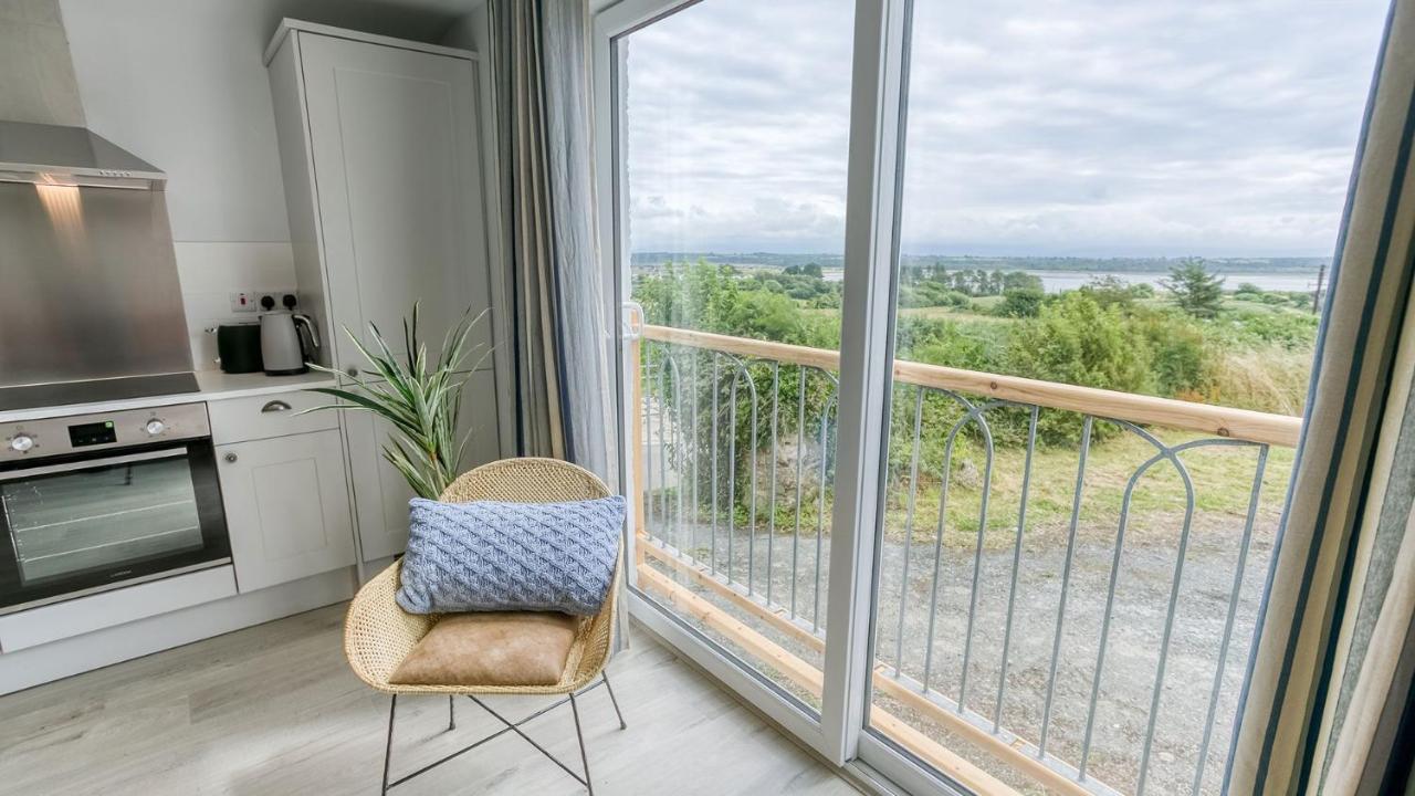 Tan Yr Allt Llangadwaladr  Extérieur photo