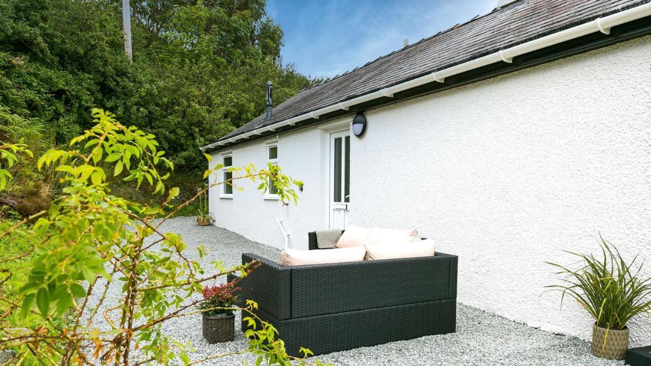 Tan Yr Allt Llangadwaladr  Extérieur photo